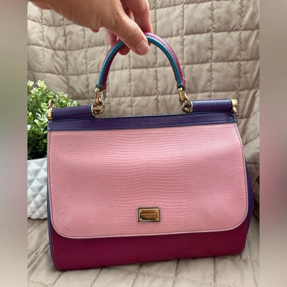 🩷Stunning Dolce and Gabbana Sicily bag🩷 - Picture 3 of 17